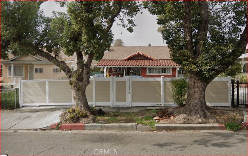 1055 N Wilton Place, Hollywood, CA 90038