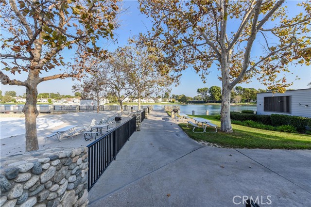 Detail Gallery Image 30 of 39 For 7 Fairside, Irvine,  CA 92614 - 3 Beds | 2 Baths