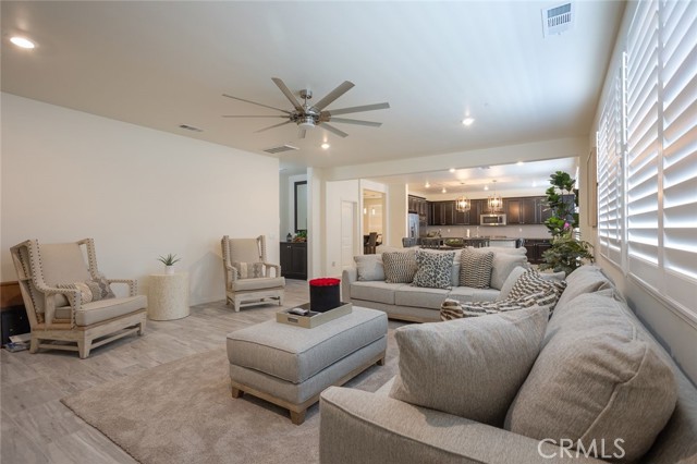 Image 6 of 32 For 5433 Starling Drive