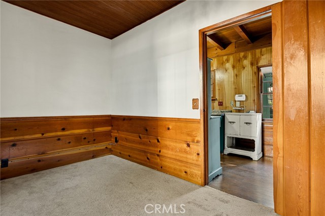 Detail Gallery Image 12 of 24 For 26370 Alpine, Twin Peaks,  CA 92391 - 2 Beds | 1 Baths