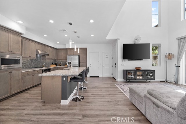 7387 Solstice Place, Rancho Cucamonga CA: https://media.crmls.org/medias/295672f2-779a-4c37-b31f-df4b646afba3.jpg