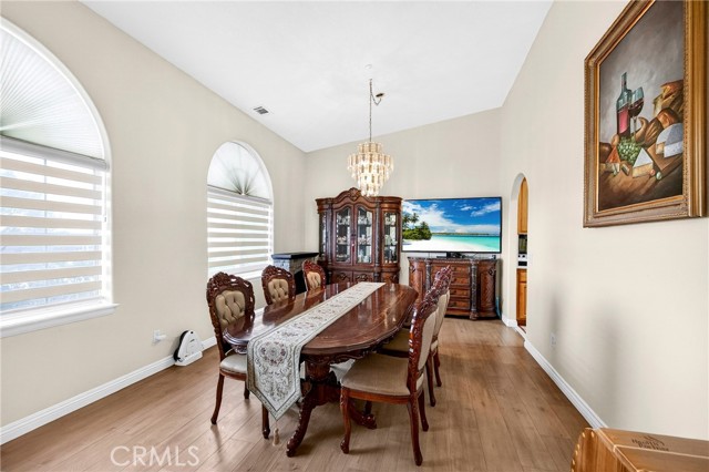 Detail Gallery Image 16 of 67 For 5635 Hollister, Phelan,  CA 92371 - 4 Beds | 3 Baths