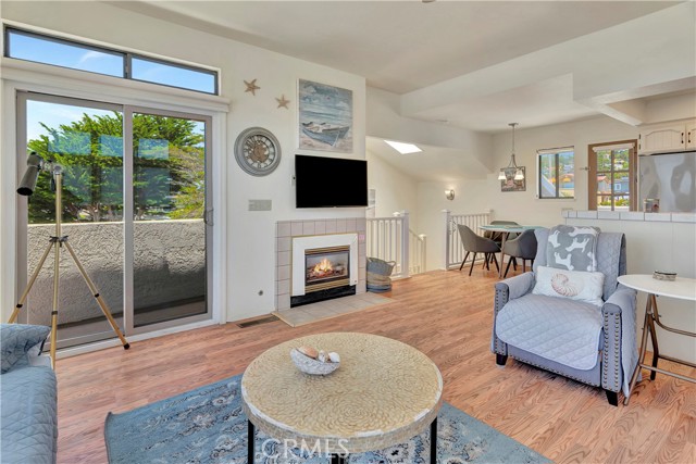 Detail Gallery Image 9 of 33 For 1980 Sherwood Dr, Cambria,  CA 93428 - 2 Beds | 2 Baths