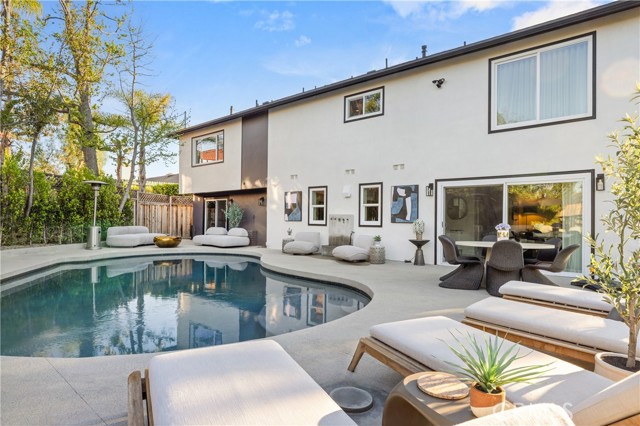 Detail Gallery Image 3 of 69 For 23202 Aetna St, Woodland Hills,  CA 91367 - 5 Beds | 4 Baths