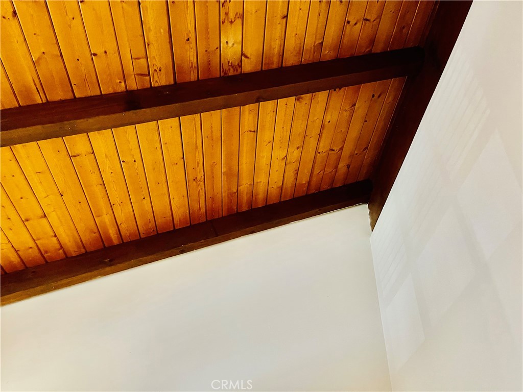 https://media.crmls.org/medias/2958ad70-b3b5-4d5d-8d9a-6431014f7938.jpg?preset=X-Large