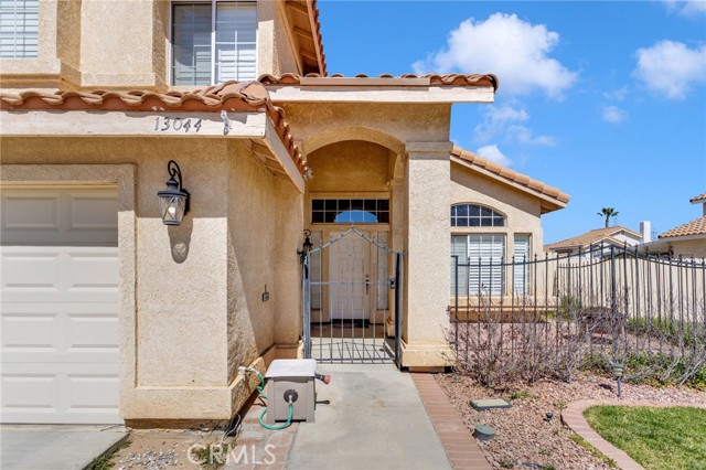 Detail Gallery Image 4 of 41 For 13044 San Lucas, Victorville,  CA 92392 - 4 Beds | 2/1 Baths