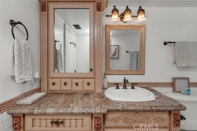 Detail Gallery Image 18 of 38 For 309 21st, Huntington Beach,  CA 92648 - 4 Beds | 3/1 Baths