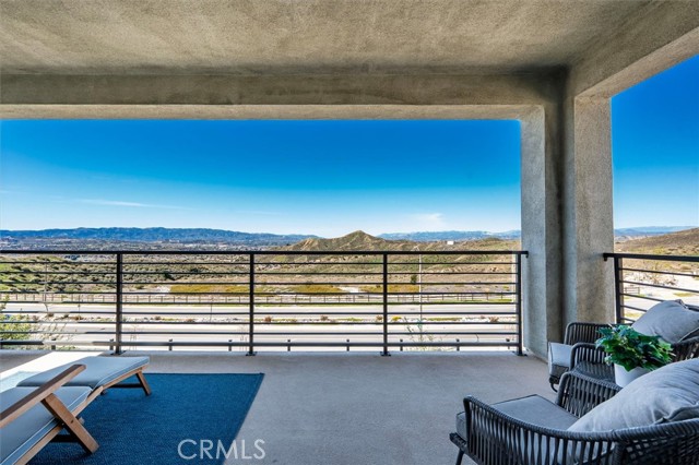 Detail Gallery Image 26 of 63 For 18262 Astro Ct, Saugus,  CA 91350 - 4 Beds | 3 Baths