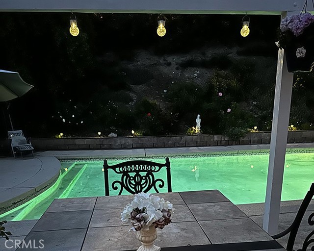 Detail Gallery Image 6 of 59 For 26261 Veva Way, Calabasas,  CA 91302 - 4 Beds | 2 Baths