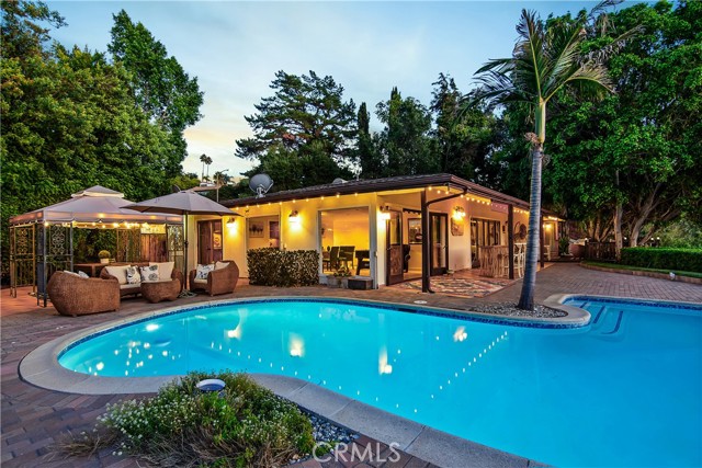 Detail Gallery Image 3 of 15 For 3701 Royal Meadow, Sherman Oaks,  CA 91403 - 4 Beds | 3 Baths