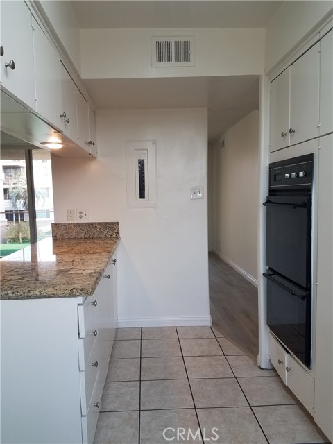 6979 Palm Court, Riverside CA: https://media.crmls.org/medias/295ae0d4-c359-4857-86f3-fc4dc96b0411.jpg