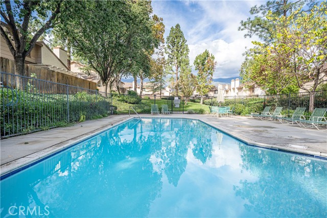 Detail Gallery Image 27 of 36 For 6620 Altawoods Way, Rancho Cucamonga,  CA 91701 - 2 Beds | 2/1 Baths