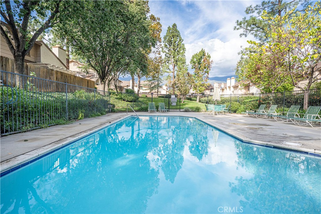 MLS #CV25218642 image #26