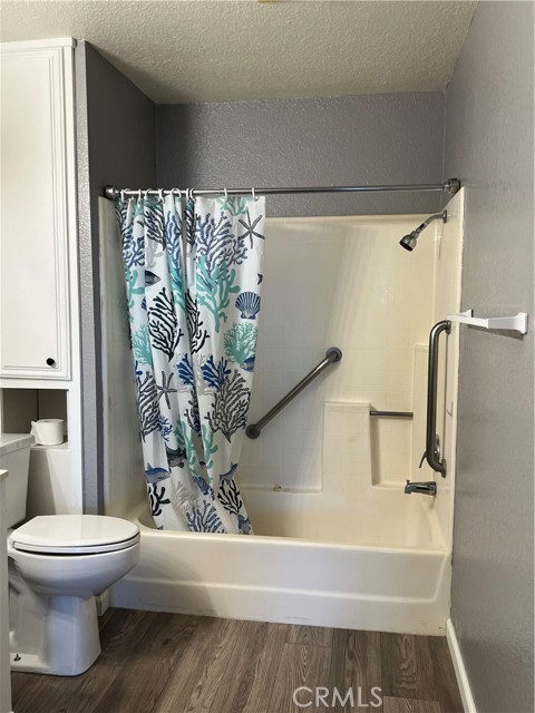 Detail Gallery Image 22 of 23 For 11410 Dolan Ave #315,  Downey,  CA 90241 - 1 Beds | 1 Baths