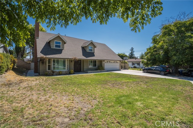 Detail Gallery Image 2 of 40 For 22150 Napa St, West Hills,  CA 91304 - 4 Beds | 2/1 Baths