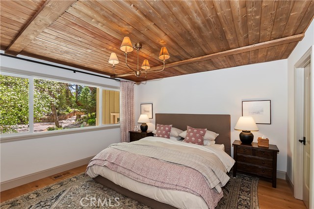 Detail Gallery Image 38 of 74 For 468 Sky View Ridge Dr, Lake Arrowhead,  CA 92352 - 3 Beds | 3/1 Baths