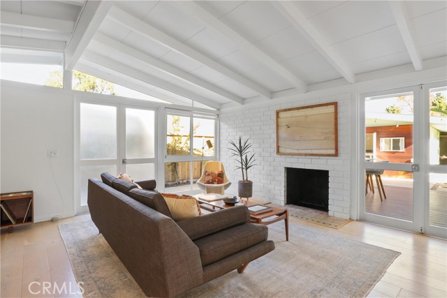 Detail Gallery Image 8 of 32 For 3012 Roxanne Ave, Long Beach,  CA 90808 - 3 Beds | 2 Baths