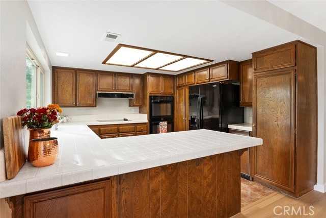 27552 Berdun, Mission Viejo CA: https://media.crmls.org/medias/295e1acb-f2f4-4c41-9ead-7b940357b3a5.jpg