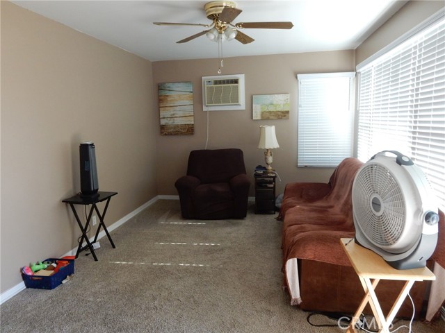 Detail Gallery Image 2 of 19 For 3361 W Thornton, Anaheim,  CA 92804 - 3 Beds | 2 Baths