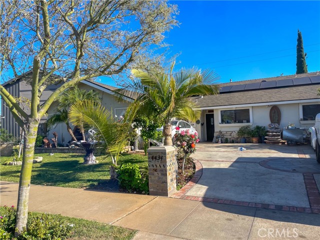 Detail Gallery Image 1 of 1 For 4434 E Silverleaf Ave, Orange,  CA 92869 - 4 Beds | 2 Baths