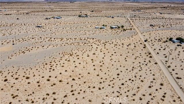 Detail Gallery Image 12 of 26 For 6636 Mckinnon Rd, Twentynine Palms,  CA 92277 - – Beds | – Baths