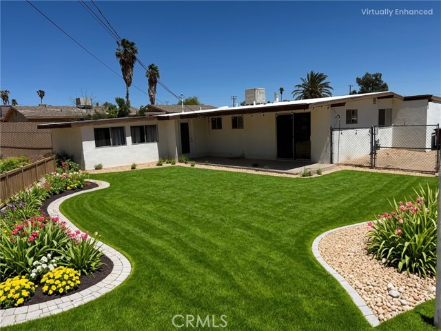 6052 Chia Avenue, 29 Palms CA: https://media.crmls.org/medias/295f41df-ac8d-4743-9214-16c8c1c69b6c.jpg