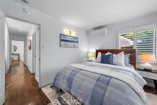 7135 W 91st Street, Los Angeles CA: https://media.crmls.org/medias/295f9be6-1cb2-4b6b-8cbc-dda126e15f60.jpg