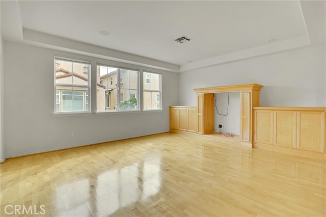 Detail Gallery Image 6 of 30 For 2889 Plaza Del Amo, Torrance,  CA 90503 - 3 Beds | 3 Baths