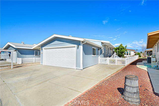 Detail Gallery Image 2 of 32 For 1288 Lodgepole, Hemet,  CA 92545 - 2 Beds | 2 Baths