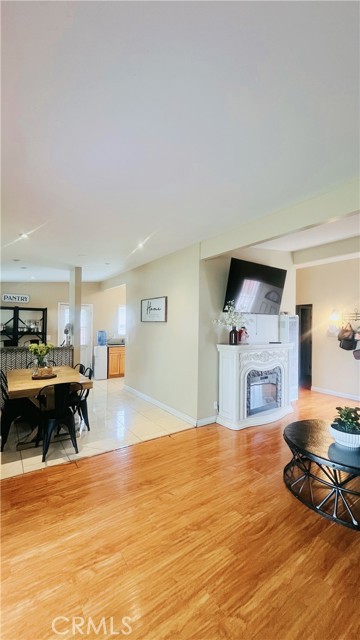 1142 Vineland Avenue, La Puente CA: https://media.crmls.org/medias/2964c1a3-13f6-4a2c-98f1-f2defaf14f21.jpg