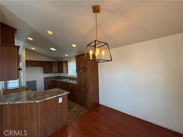 11101 Imperial Hwy, Norwalk CA: https://media.crmls.org/medias/2964c2a9-2936-429d-ba7e-df65974d5f4e.jpg