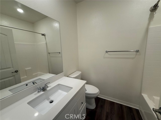 14527 Sienna Place, Eastvale CA: https://media.crmls.org/medias/2964d6bd-2c94-4754-887e-def11b3aaaf4.jpg