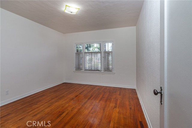 Detail Gallery Image 13 of 35 For 427 S Orchard, Burbank,  CA 91506 - 2 Beds | 1/1 Baths