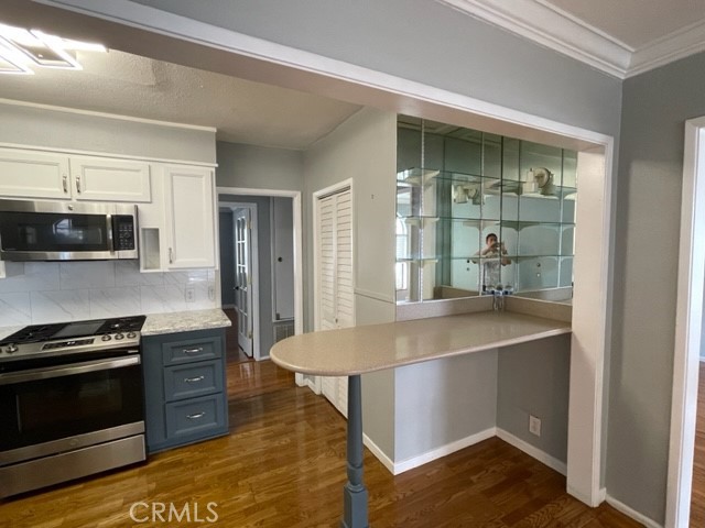 4032 Elsa Street, Lakewood CA: https://media.crmls.org/medias/2965dd1b-989a-48b7-8bff-91f8f55d50a7.jpg