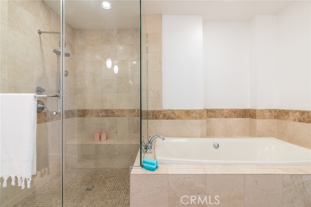 Detail Gallery Image 33 of 60 For 402 Rockefeller #106,  Irvine,  CA 92612 - 2 Beds | 2/1 Baths