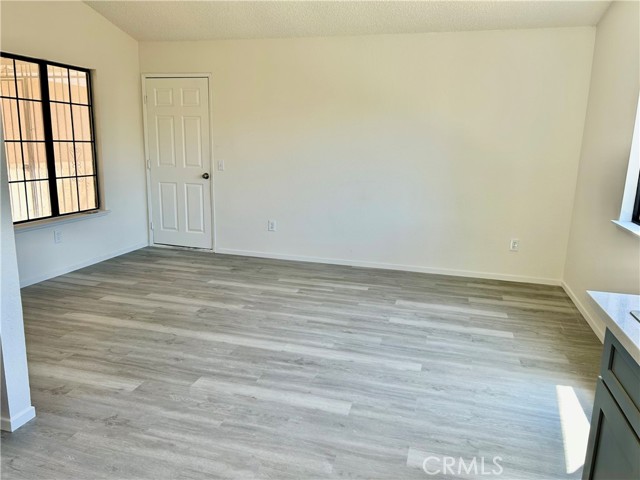 Detail Gallery Image 4 of 11 For 37729 Medea Ct, Palmdale,  CA 93550 - 4 Beds | 2 Baths