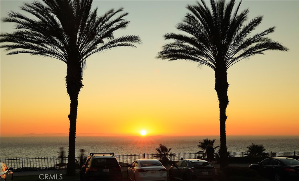 MLS #OC25113486 img 3