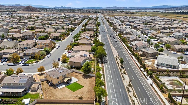 804 Amadova Dr, Perris, CA 92571 photo 37