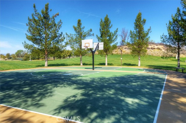 26800 Fairlain Drive, Valencia CA: https://media.crmls.org/medias/2966d6c8-0145-4818-a2bf-1e36dbbfdb22.jpg