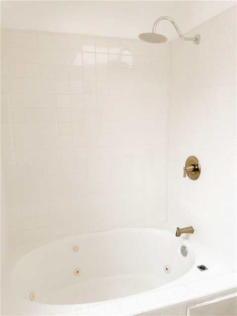 1628 E Palm Ave, El Segundo CA: https://media.crmls.org/medias/29679d2f-17d3-4f76-84ef-3cef6e49c390.jpg