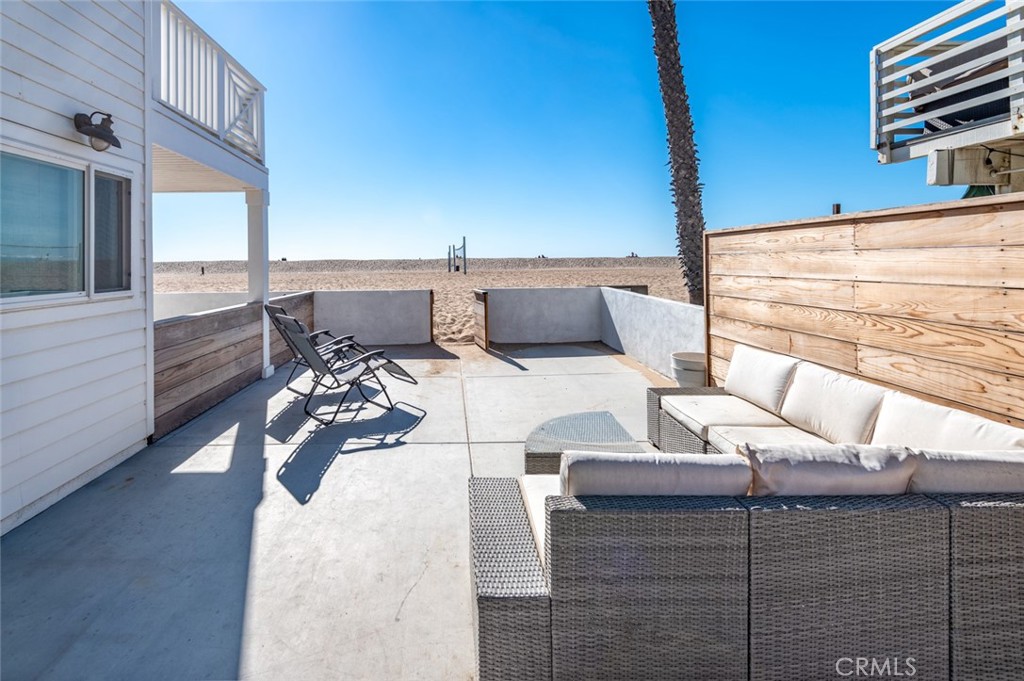 7009 Trolleyway, Playa del Rey, CA 90293