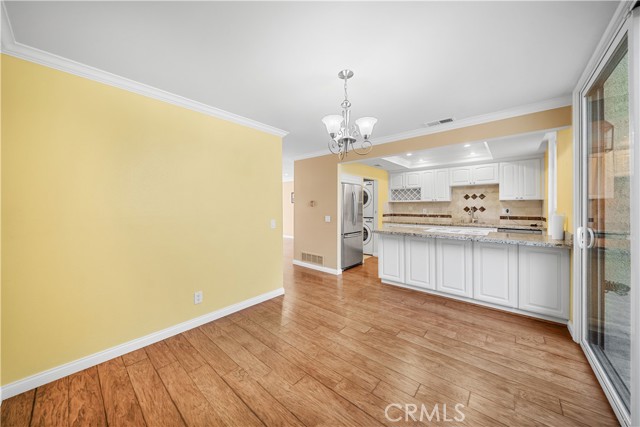 Detail Gallery Image 12 of 57 For 3520 Maricopa #1,  Torrance,  CA 90503 - 3 Beds | 3 Baths