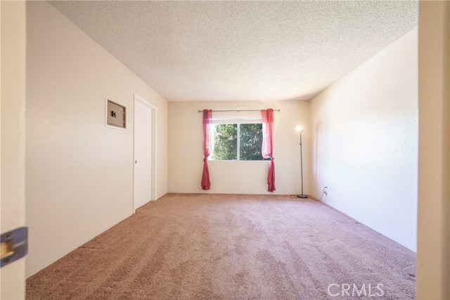 2255 Cahuilla Street, Colton CA: https://media.crmls.org/medias/296a626b-7834-4894-a9e8-380f4794e202.jpg