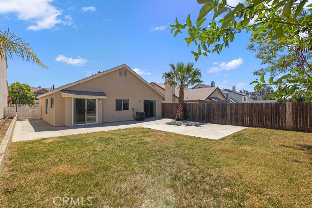 Detail Gallery Image 10 of 41 For 11925 Liverpool Ln, Moreno Valley,  CA 92557 - 2 Beds | 2 Baths