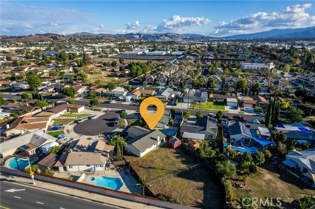 MLS #OC25265384 image #33