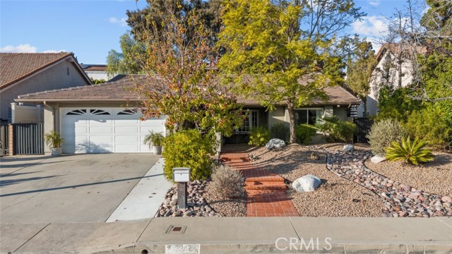 Detail Gallery Image 4 of 35 For 13247 Mission Tierra Way, Granada Hills,  CA 91344 - 4 Beds | 2 Baths