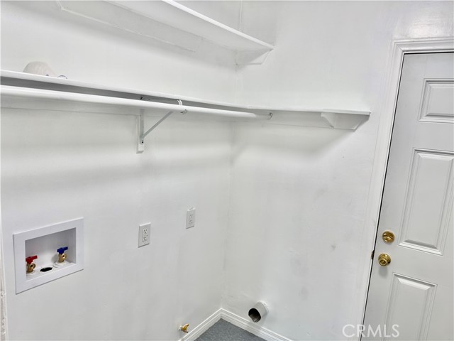 Detail Gallery Image 9 of 10 For 905 S Flower St #B,  Santa Ana,  CA 92703 - 1 Beds | 1 Baths