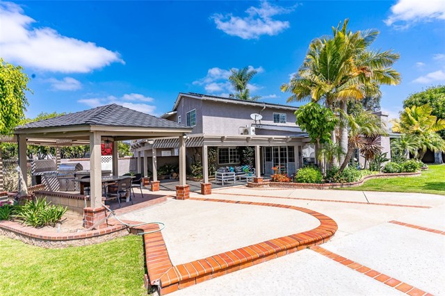 756 N Malden Avenue, Fullerton CA: https://media.crmls.org/medias/296b23fd-4b2c-42e9-9b38-e42d07f01748.jpg