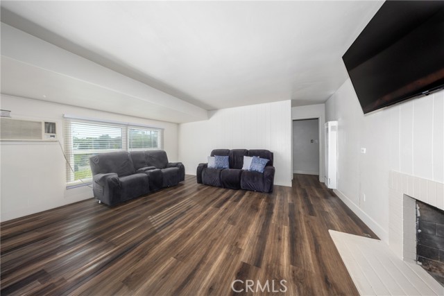 Detail Gallery Image 5 of 29 For 1222 W Lynwood, San Bernardino,  CA 92405 - 3 Beds | 1 Baths