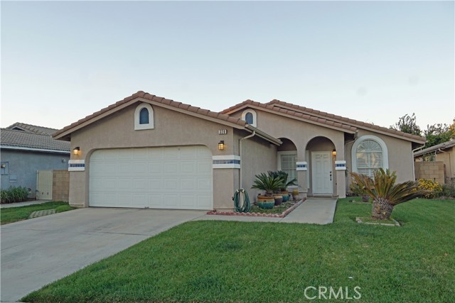 328 Manzanita Court, Ontario CA: https://media.crmls.org/medias/296b56ef-b550-47d7-8ad9-baacf5ef10c4.jpg